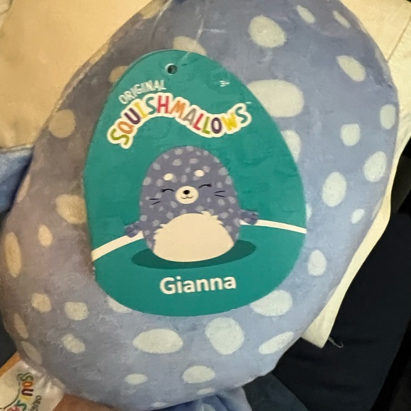 Squishmallows Gianna the Seal 7.5” Stuffed Plush - Picture 3 of 3